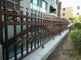 鋁藝護(hù)欄